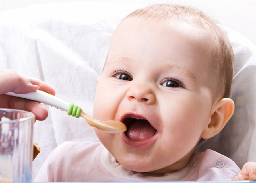 What Foods Should a One Year Old Avoid?